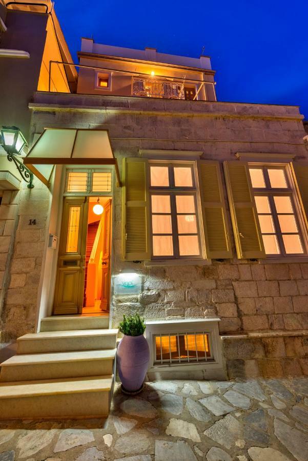 Island Of Luxury Apartments Ermupoli Exteriér fotografie